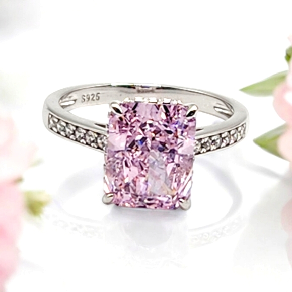 2.5 Ct Pink Zircon Sterling Silver Statement Ring - Picture 4 of 5
